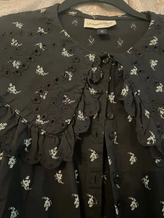 Universal Thread Black Floral Peter Pan Collar Blouse - Picture 5 of 7